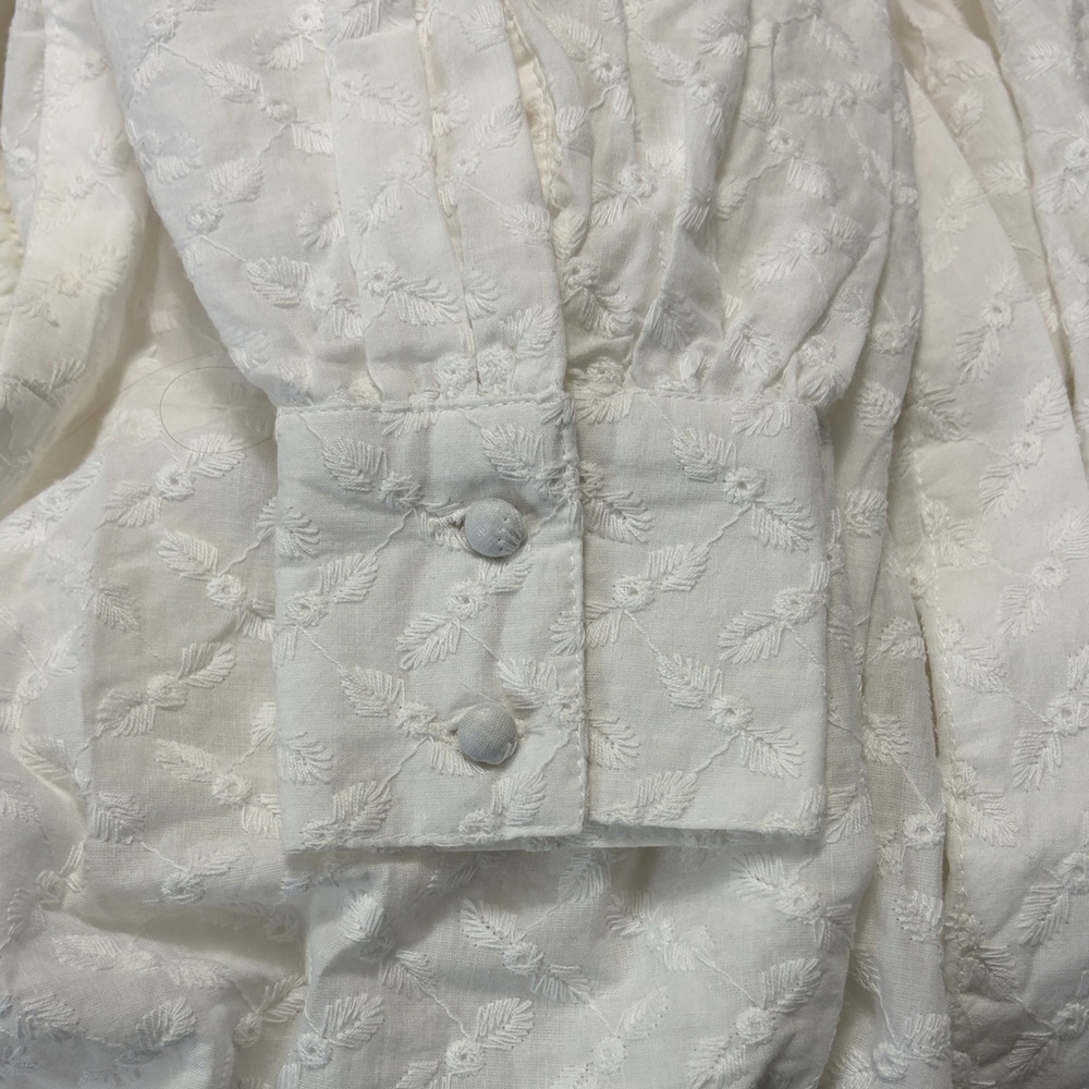 ANTONIO MELANI Cream Textured Robe - Picture 4 of 4